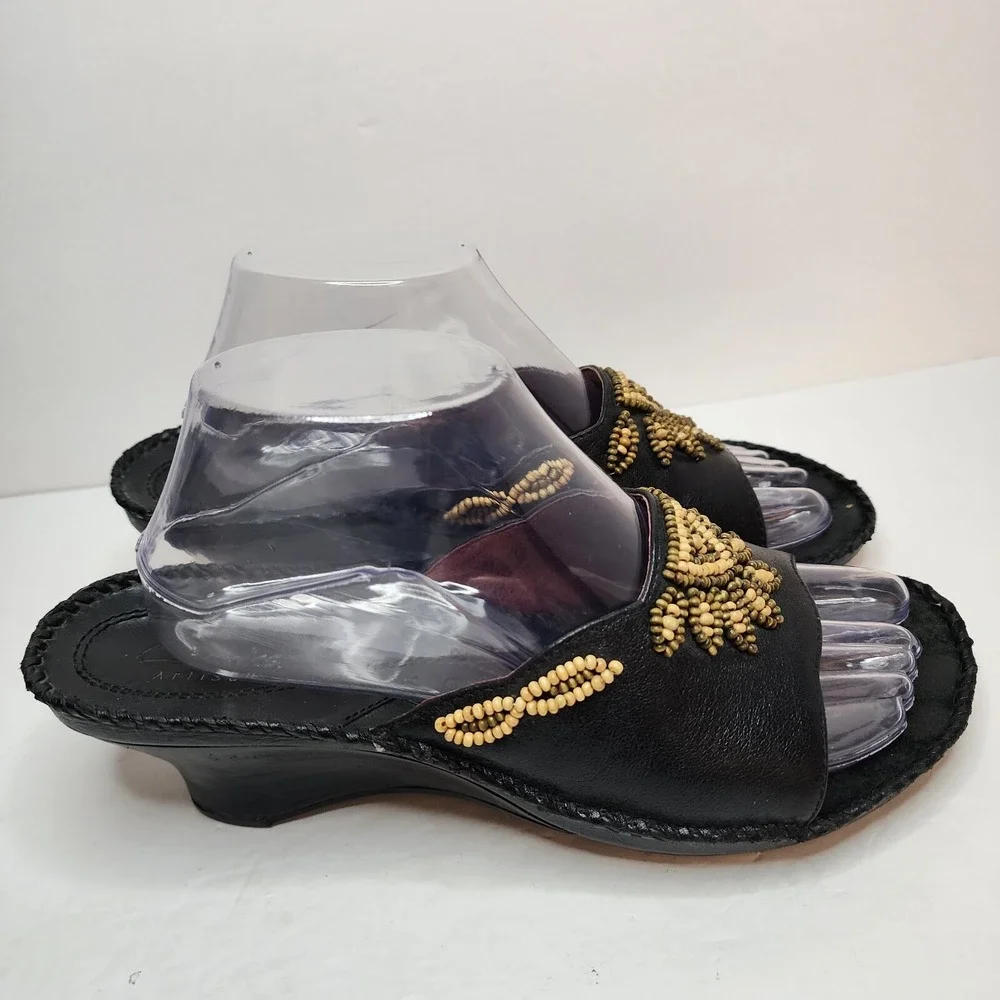 Clarks Artisan Womens‎ Sz 9 Black Leather Beaded Wedge Slide Sandals 2 Inch Heel